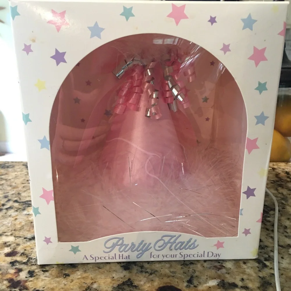 Pink Party Hat - Picture 6 of 7
